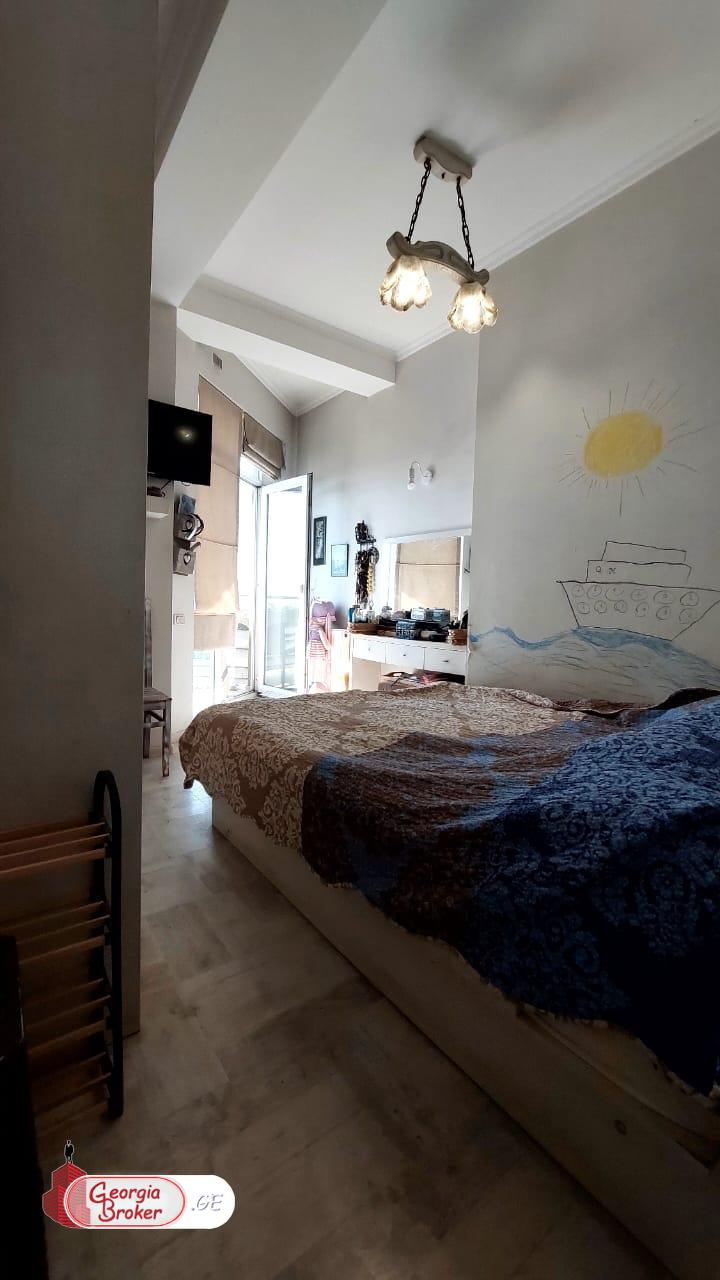 nearly repaired 4-room apartment for sale